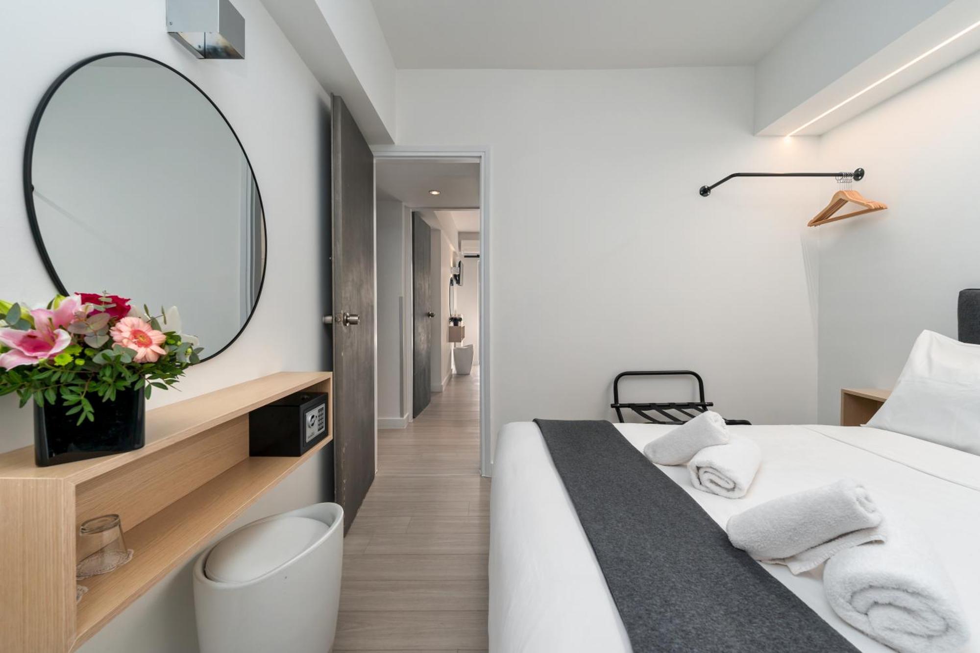 Hotel Adonis